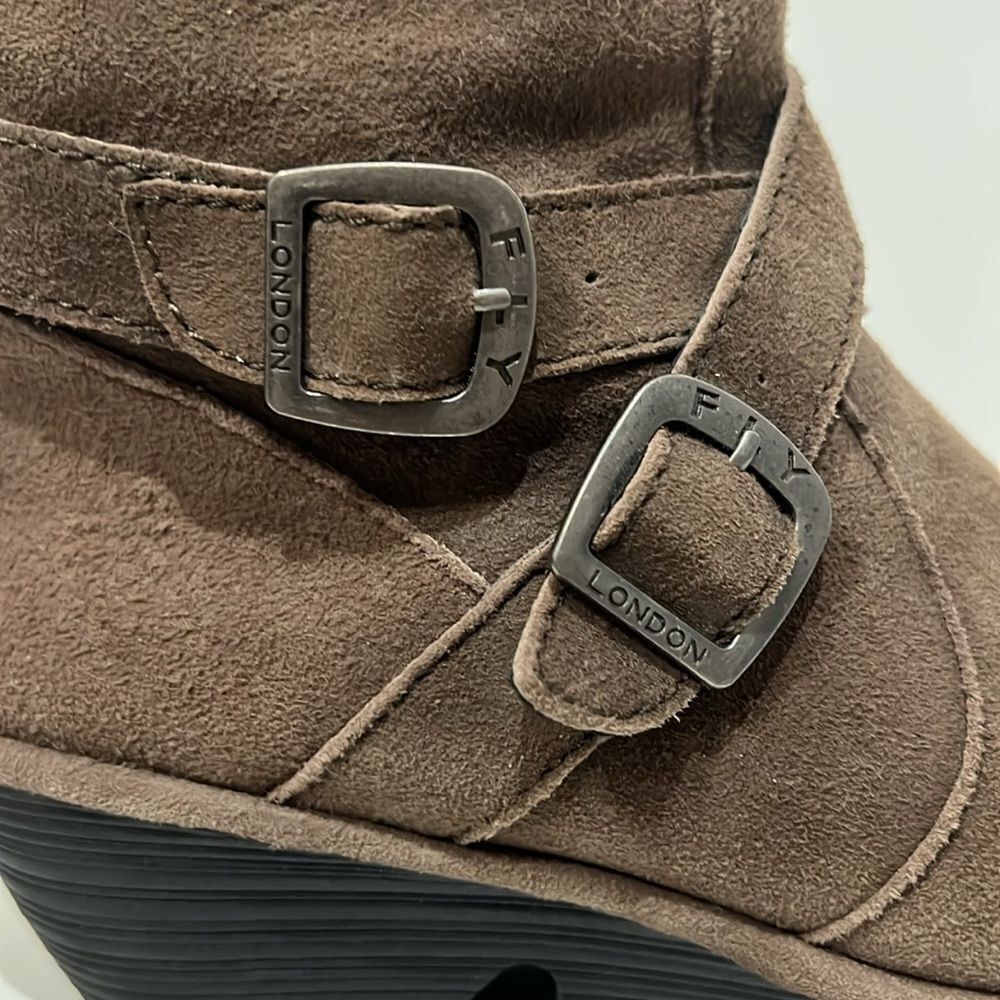 Fly London Perz Brown Suede Wedge Buckle Boots Booties Size 37 - Picture 9 of 13